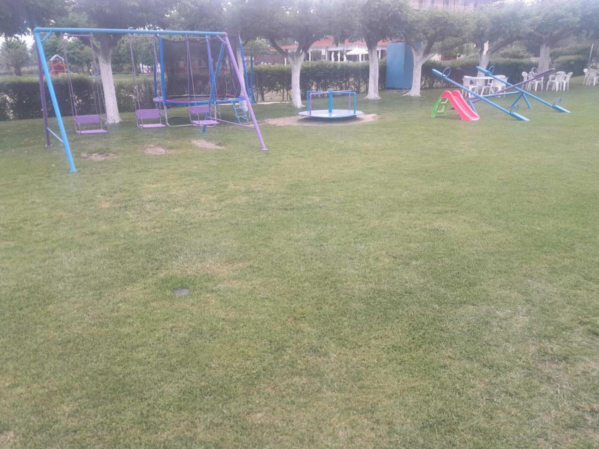 Korinós Hotel Thermaikos מראה חיצוני תמונה